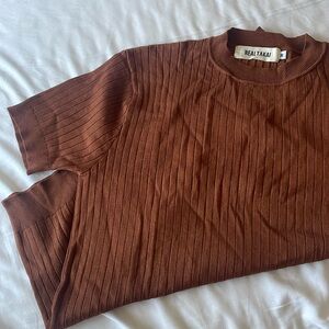 ❌SOLD❌Men’s Textured Scoop Neck Short Sleeve Shirt